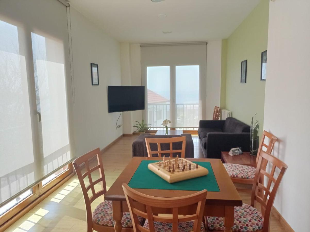A Raina Hotel Oia